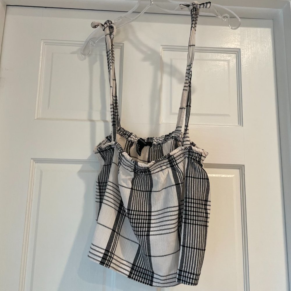 Forever 21 Halter Crop Top Cream Black Stripe Size Small